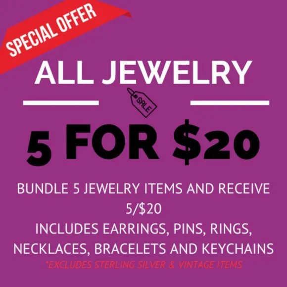 5/$20 Snow White The Evil Queen Grimhilde Rhinestone Stud Earrings - Picture 4 of 4